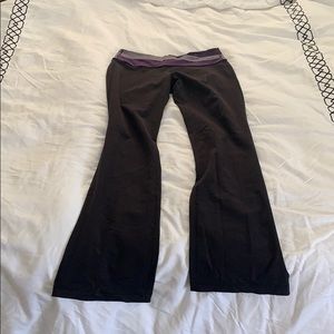 Lululemon groove flared leggings yoga pants